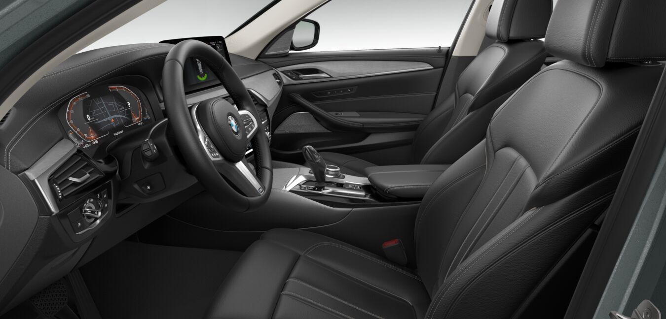 BMW BMW 5er im Innenraum seitlich BMW BMW 5er im Innenraum seitlich