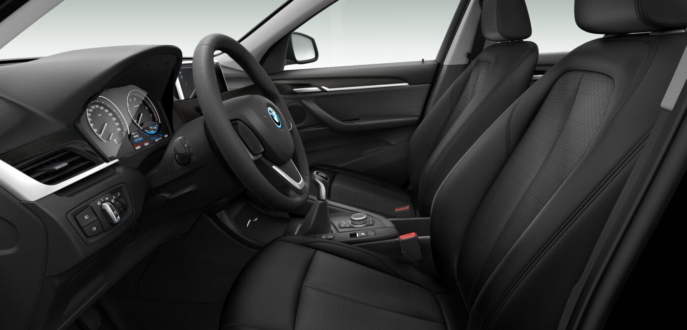 BMW BMW X im Innenraum seitlich BMW BMW X im Innenraum seitlich
