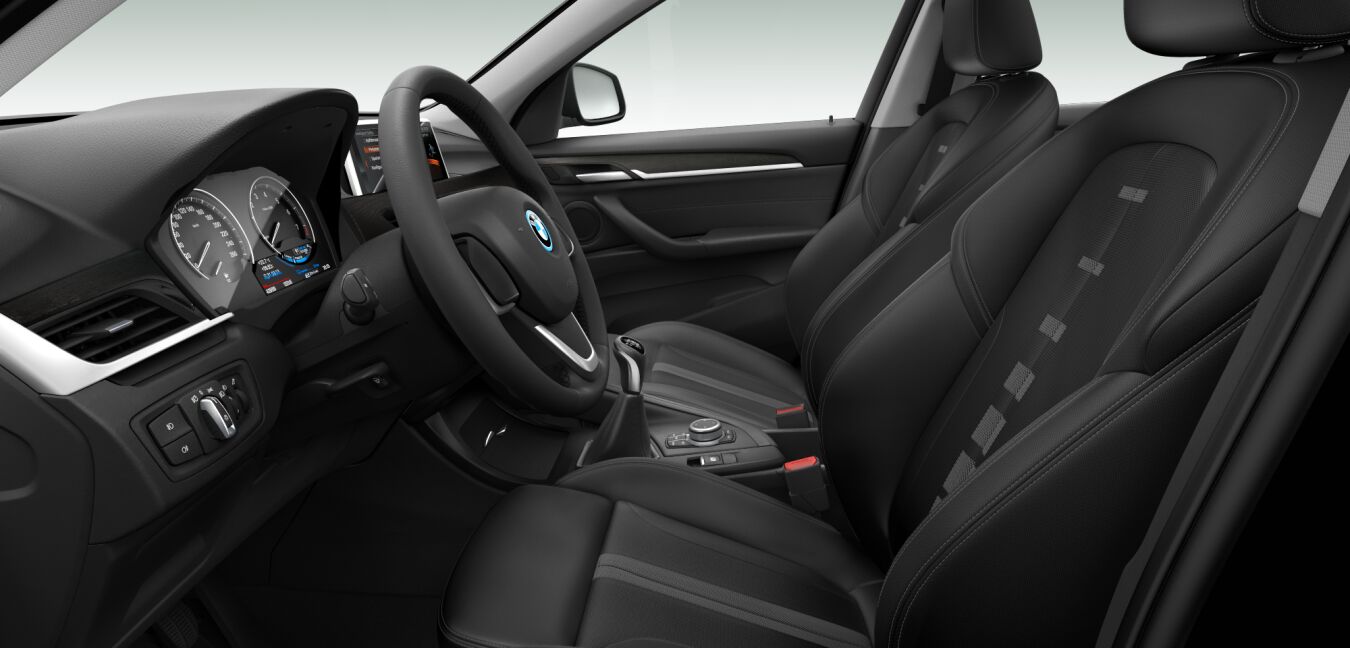 BMW BMW X im Innenraum seitlich BMW BMW X im Innenraum seitlich