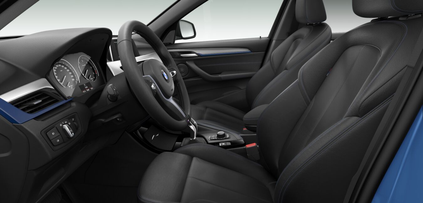 BMW BMW X im Innenraum seitlich BMW BMW X im Innenraum seitlich
