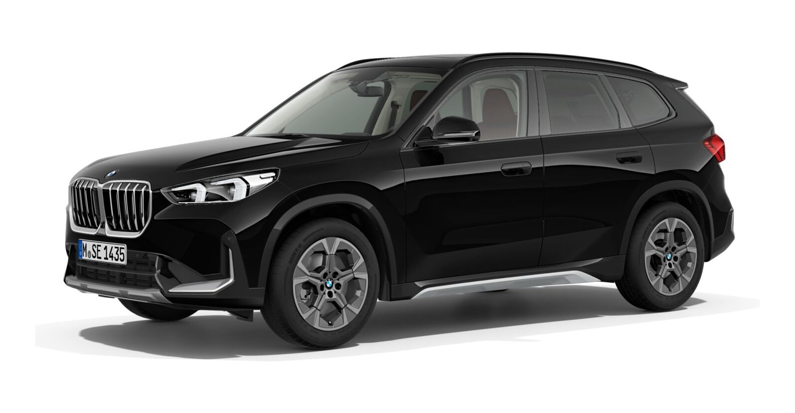 BMW X1 xDrive23d in Schwarz von vorne BMW X1 xDrive23d in Schwarz von vorne