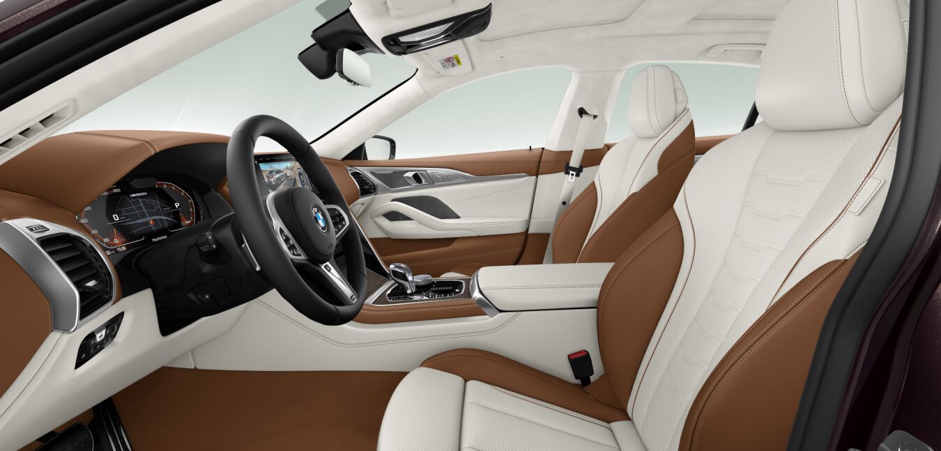 BMW BMW 8er im Innenraum seitlich BMW BMW 8er im Innenraum seitlich