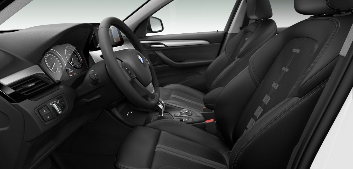 BMW BMW X im Innenraum seitlich BMW BMW X im Innenraum seitlich