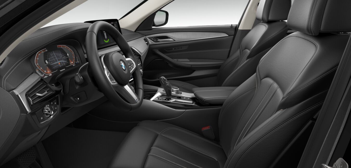 BMW BMW 5er im Innenraum seitlich BMW BMW 5er im Innenraum seitlich