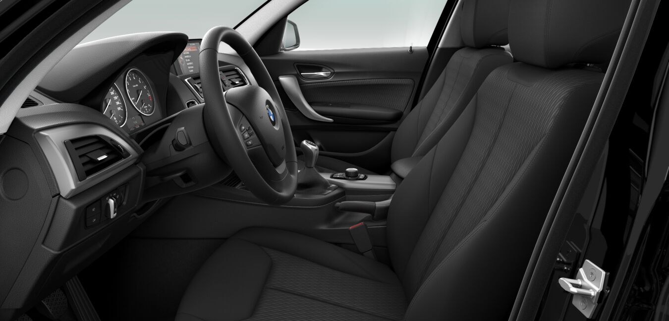 BMW BMW 1er im Innenraum seitlich BMW BMW 1er im Innenraum seitlich