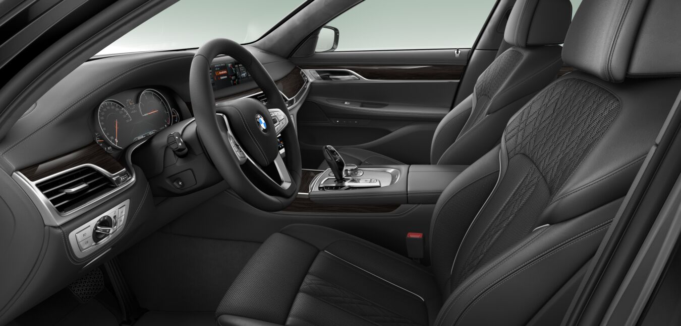 BMW BMW 7er im Innenraum seitlich BMW BMW 7er im Innenraum seitlich