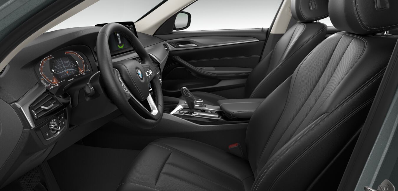 BMW BMW 5er im Innenraum seitlich BMW BMW 5er im Innenraum seitlich
