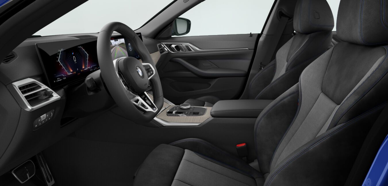 BMW BMW 4er im Innenraum seitlich BMW BMW 4er im Innenraum seitlich