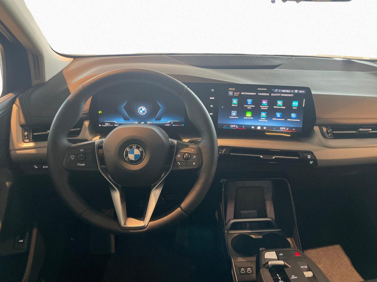 BMW 218i Active Tourer im Innenraum