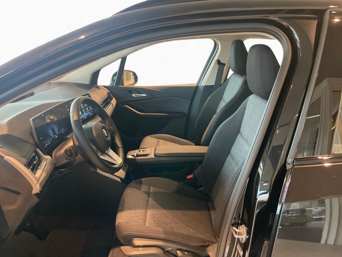 BMW 218i Active Tourer im Innenraum