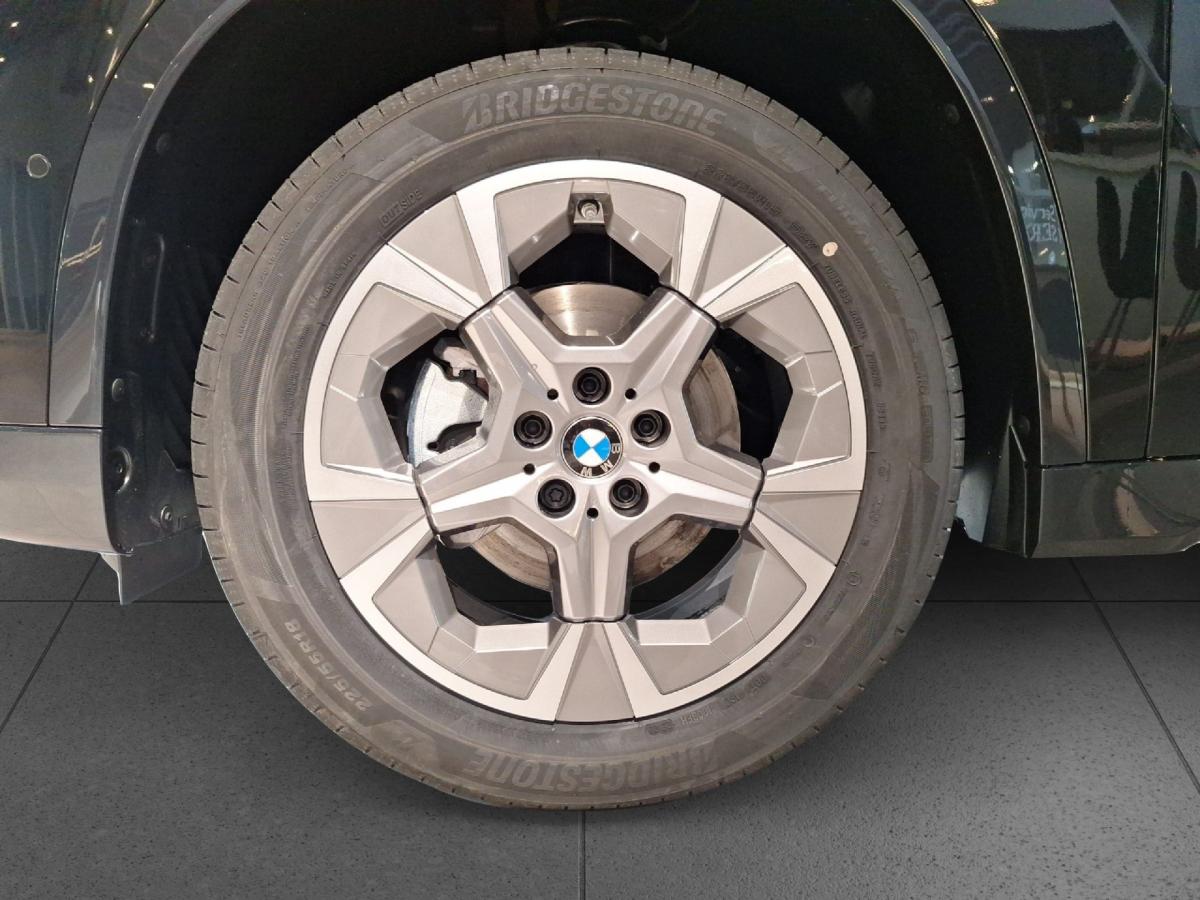 Originalaufnahme des Fahrzeugs Originalaufnahme des Fahrzeugs