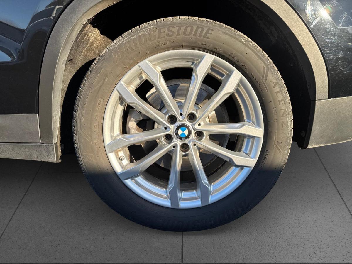Originalaufnahme des Fahrzeugs Originalaufnahme des Fahrzeugs