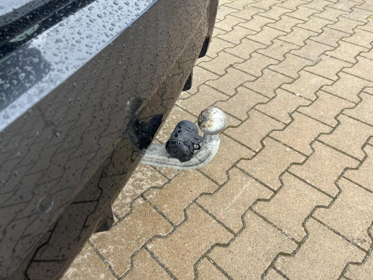 Originalaufnahme des Fahrzeugs Originalaufnahme des Fahrzeugs
