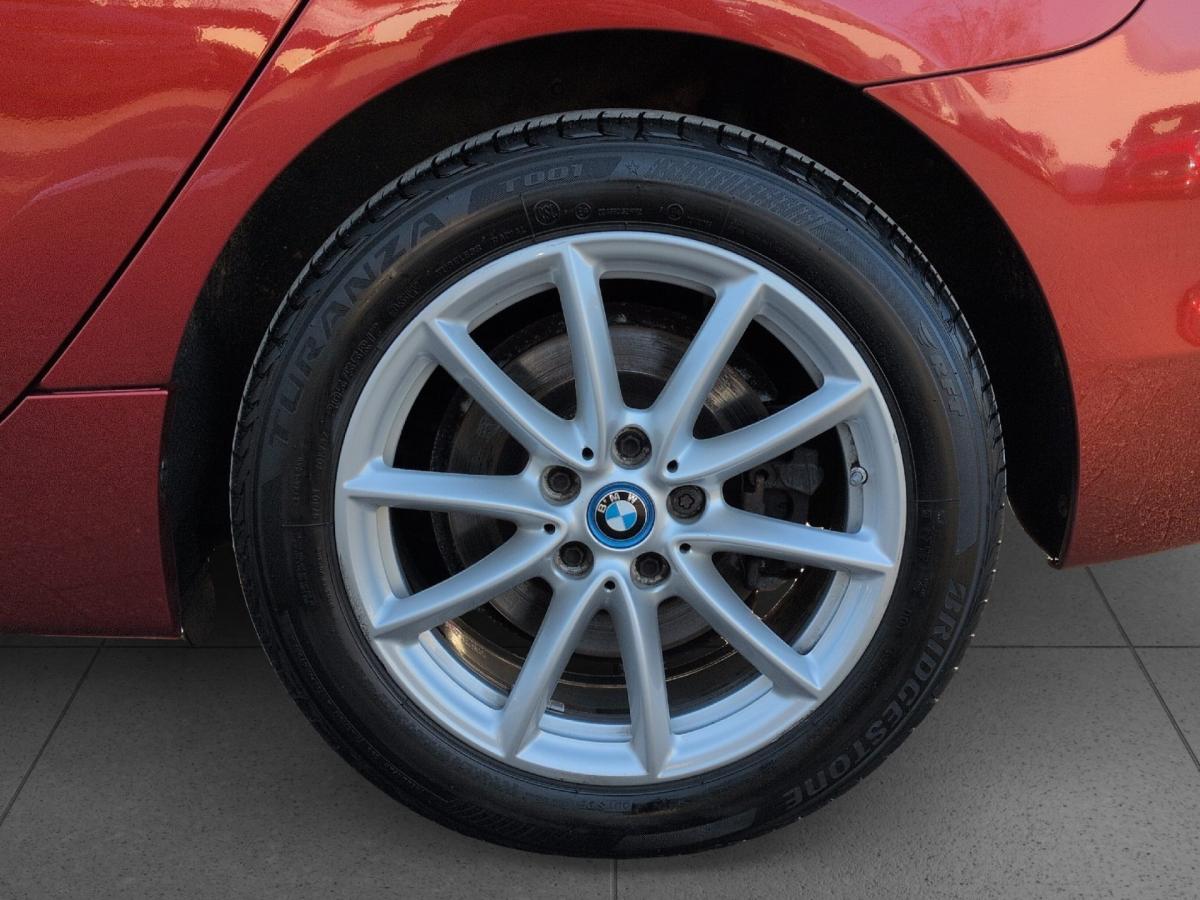 Originalaufnahme des Fahrzeugs Originalaufnahme des Fahrzeugs