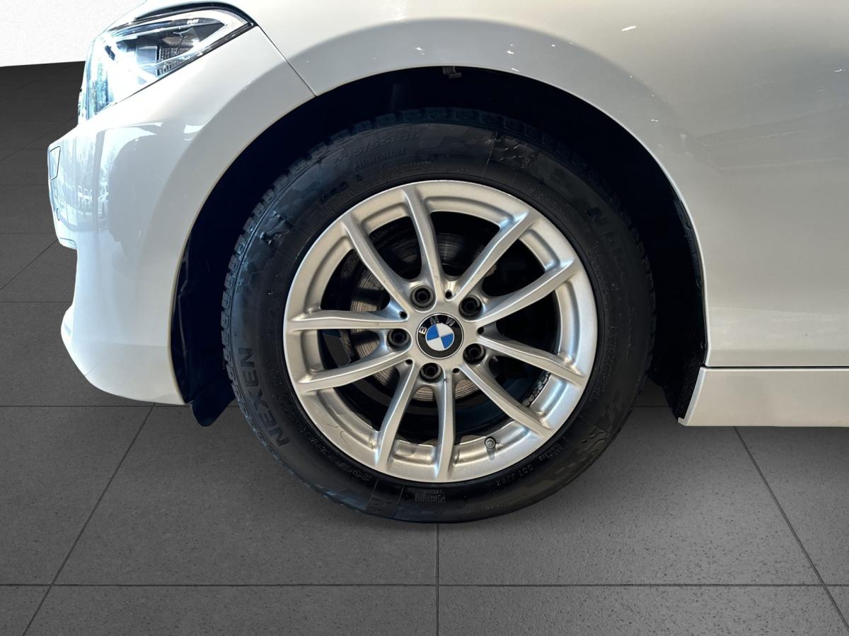 Originalaufnahme des Fahrzeugs Originalaufnahme des Fahrzeugs