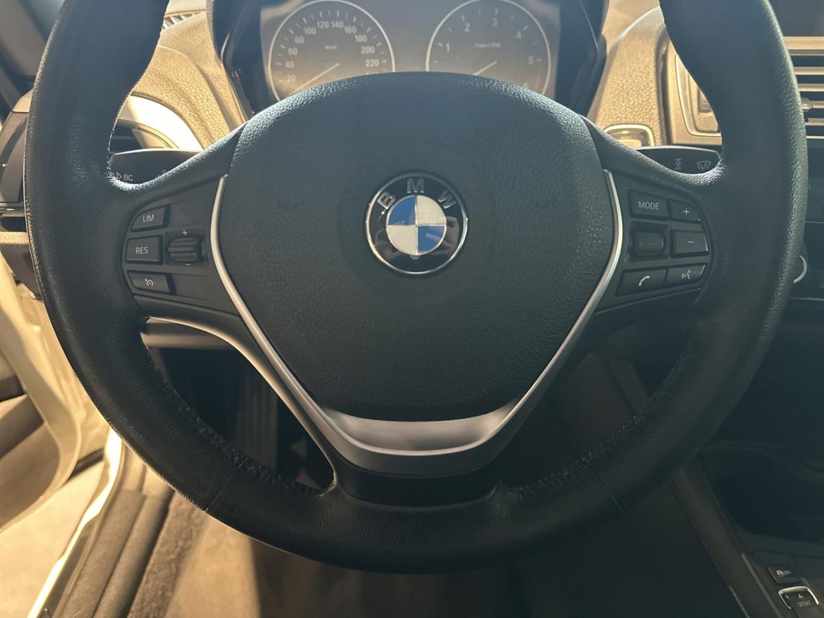 Originalaufnahme des Fahrzeugs Originalaufnahme des Fahrzeugs