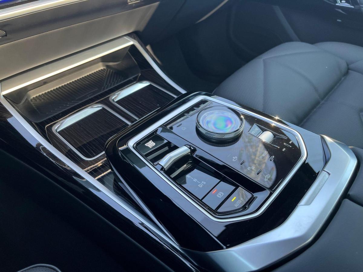 BMW 740d xDrive Limousine im Innenraum