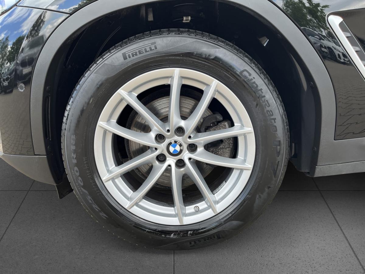Originalaufnahme des Fahrzeugs Originalaufnahme des Fahrzeugs