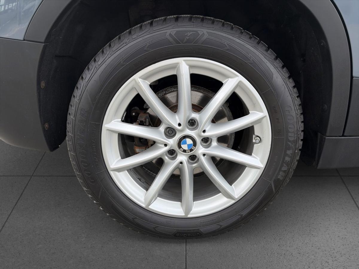 Originalaufnahme des Fahrzeugs Originalaufnahme des Fahrzeugs
