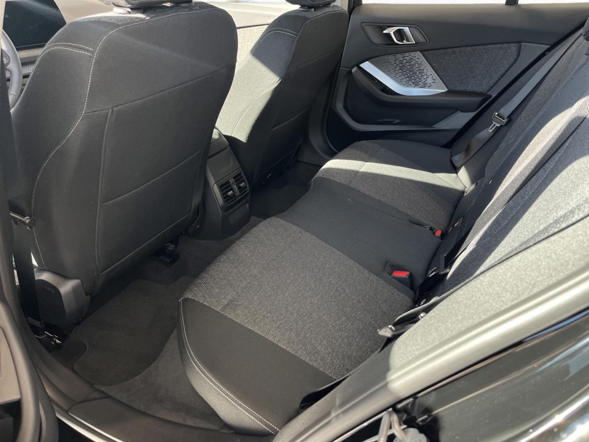 BMW 120 im Innenraum