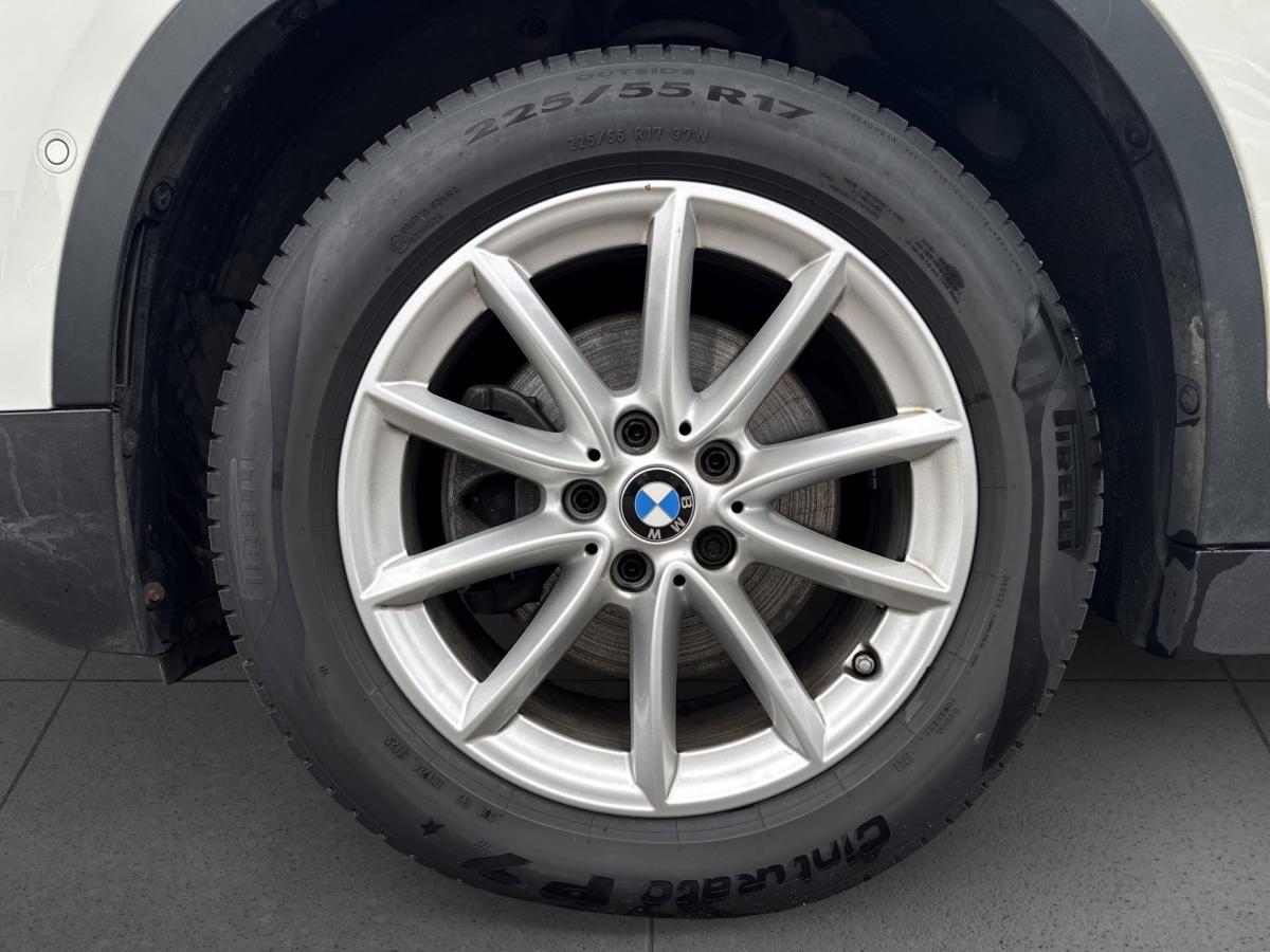 Originalaufnahme des Fahrzeugs Originalaufnahme des Fahrzeugs