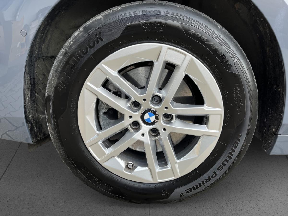 Originalaufnahme des Fahrzeugs Originalaufnahme des Fahrzeugs