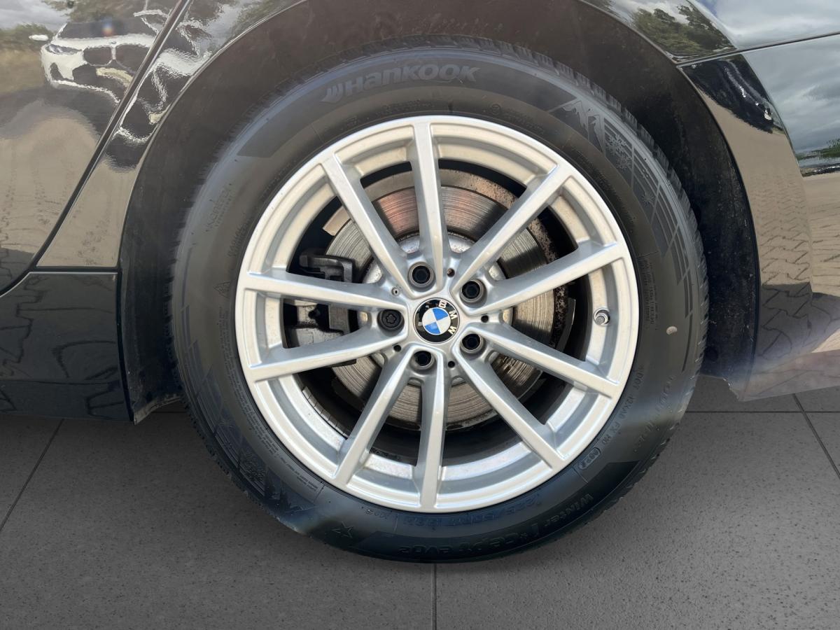 Originalaufnahme des Fahrzeugs Originalaufnahme des Fahrzeugs