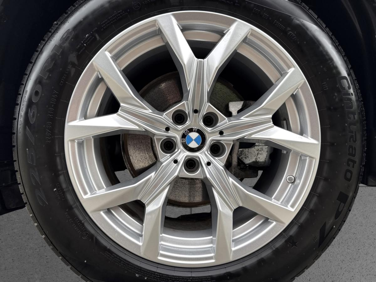 Originalaufnahme des Fahrzeugs Originalaufnahme des Fahrzeugs