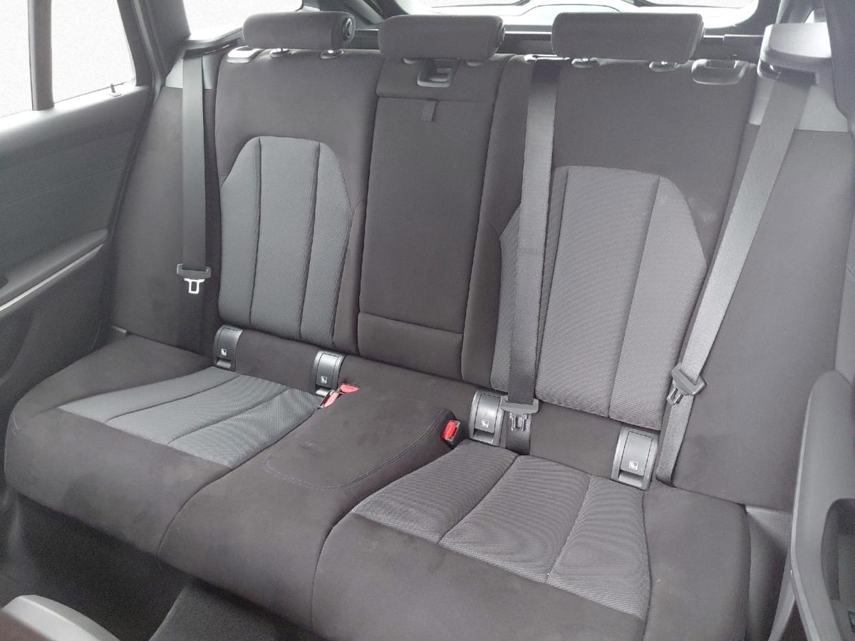 Originalaufnahme des Fahrzeugs Originalaufnahme des Fahrzeugs
