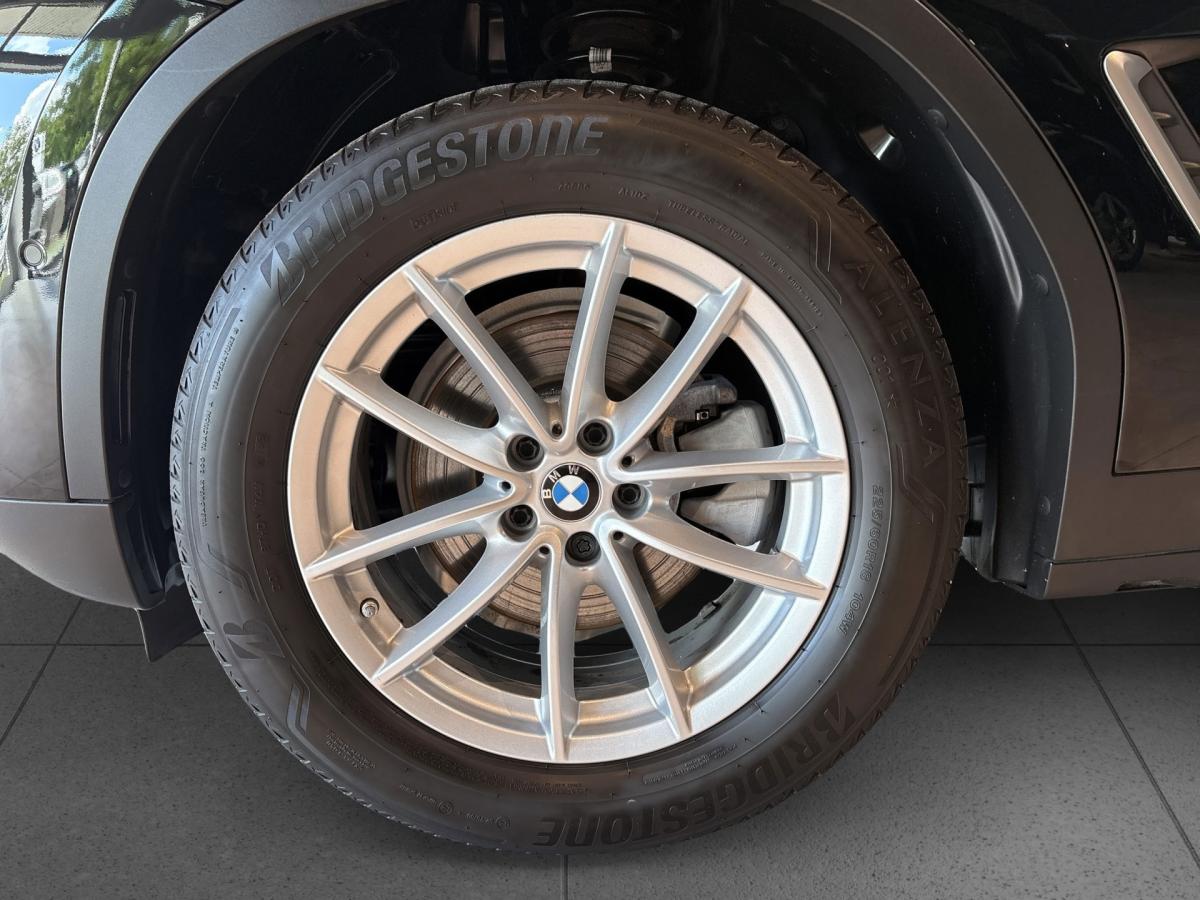 Originalaufnahme des Fahrzeugs Originalaufnahme des Fahrzeugs