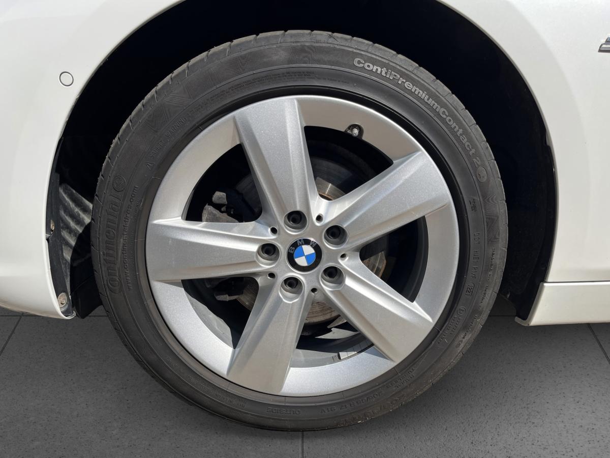 Originalaufnahme des Fahrzeugs Originalaufnahme des Fahrzeugs
