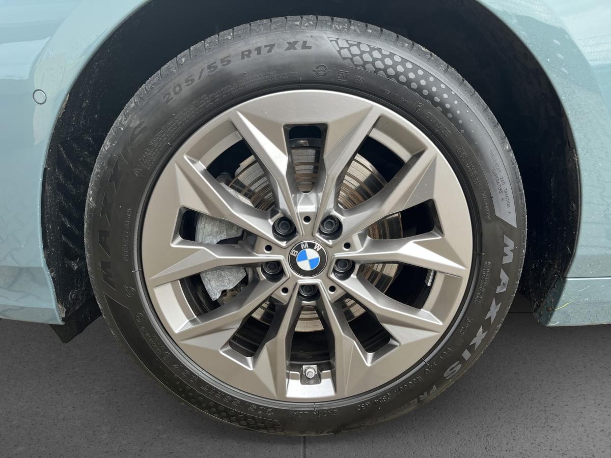 Originalaufnahme des Fahrzeugs Originalaufnahme des Fahrzeugs