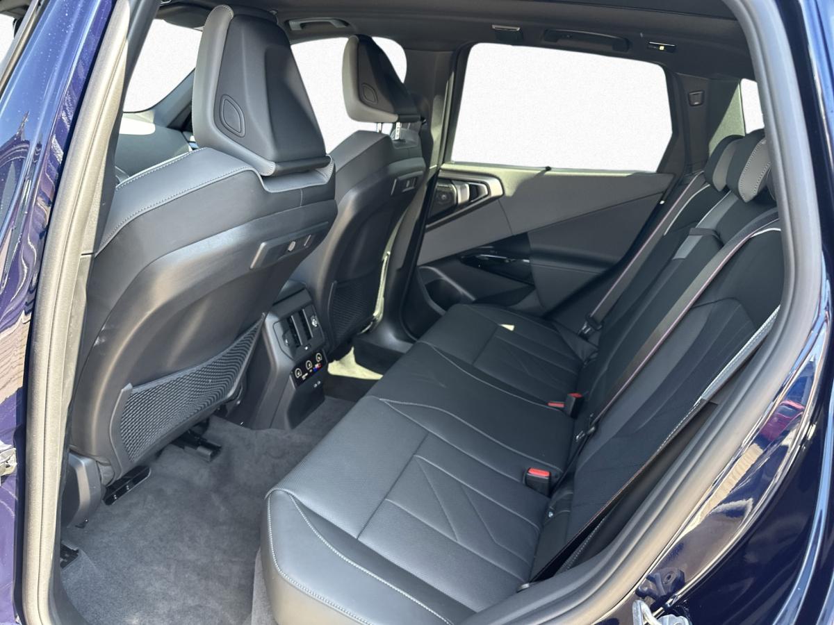 Originalaufnahme des Fahrzeugs Originalaufnahme des Fahrzeugs