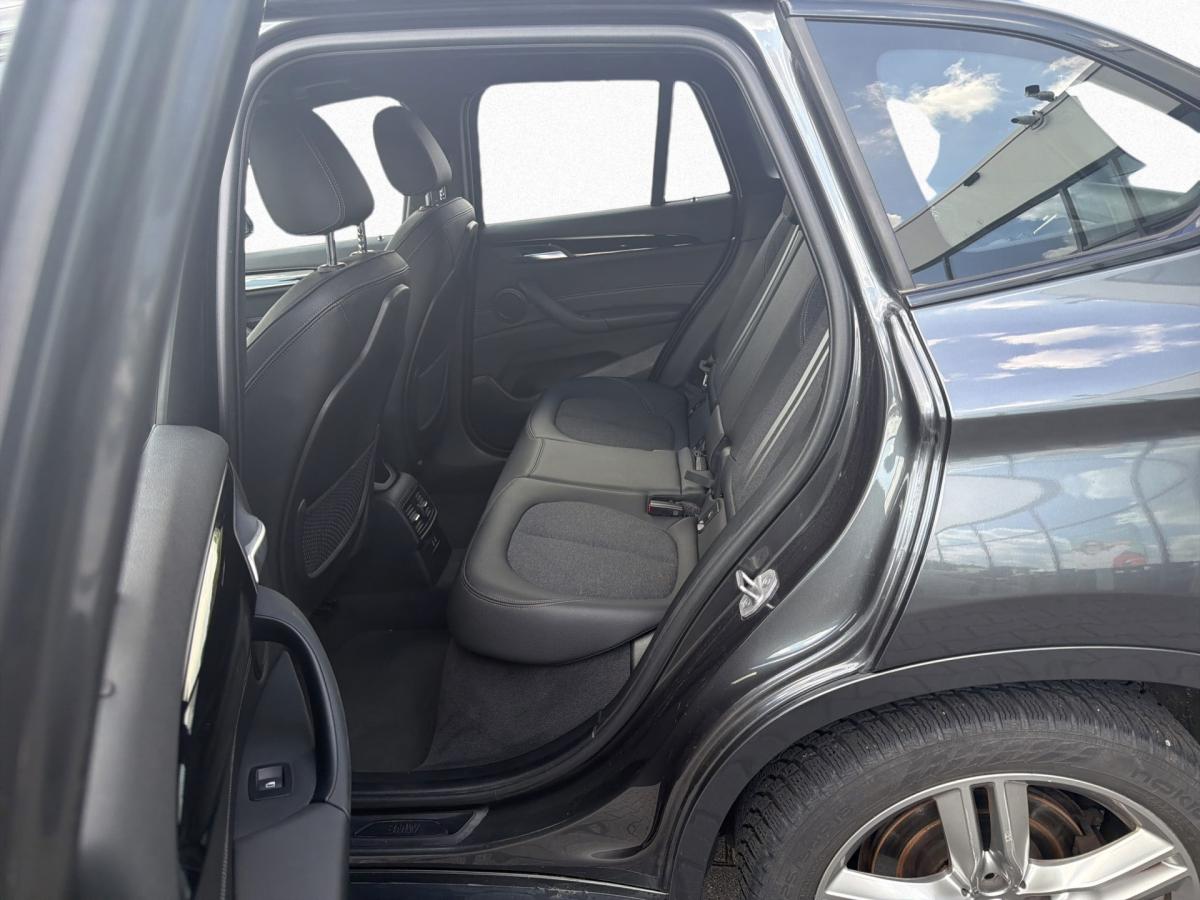 Originalaufnahme des Fahrzeugs Originalaufnahme des Fahrzeugs