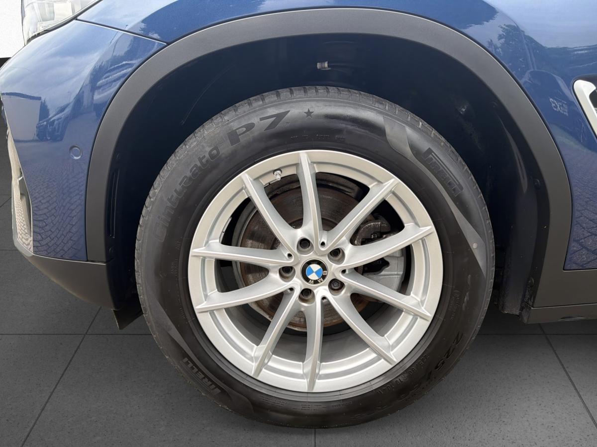 Originalaufnahme des Fahrzeugs Originalaufnahme des Fahrzeugs