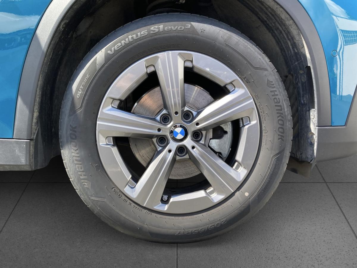 Originalaufnahme des Fahrzeugs Originalaufnahme des Fahrzeugs