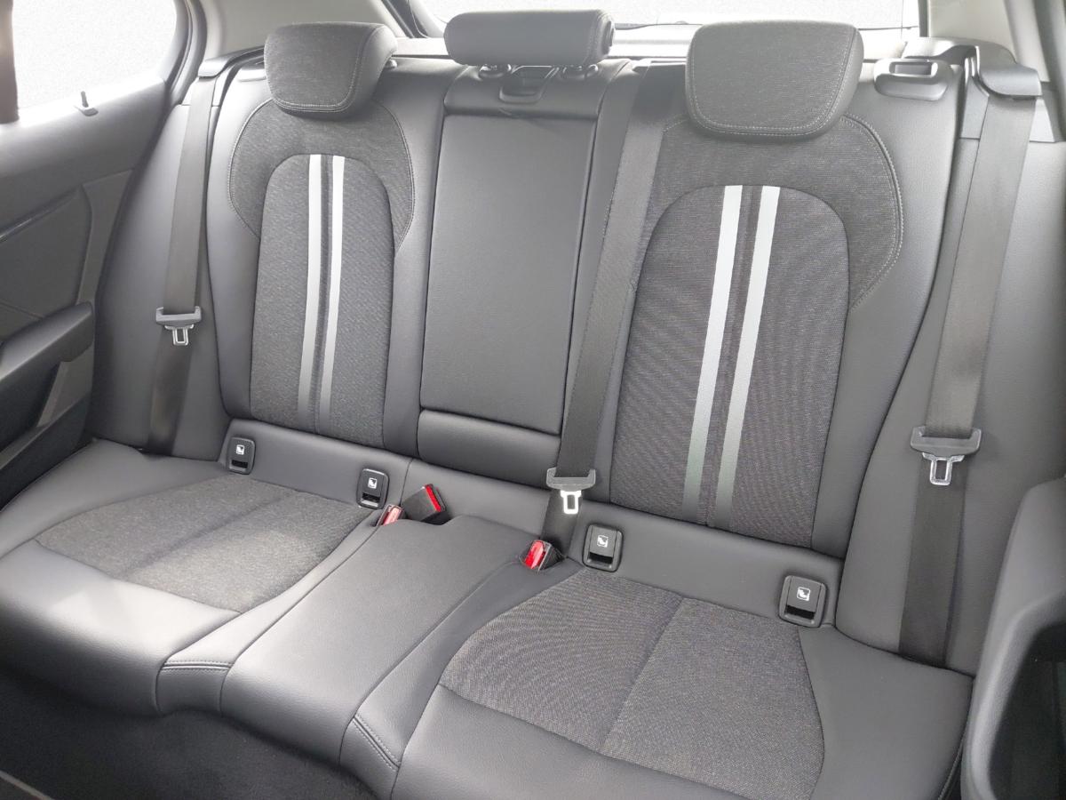 Originalaufnahme des Fahrzeugs Originalaufnahme des Fahrzeugs