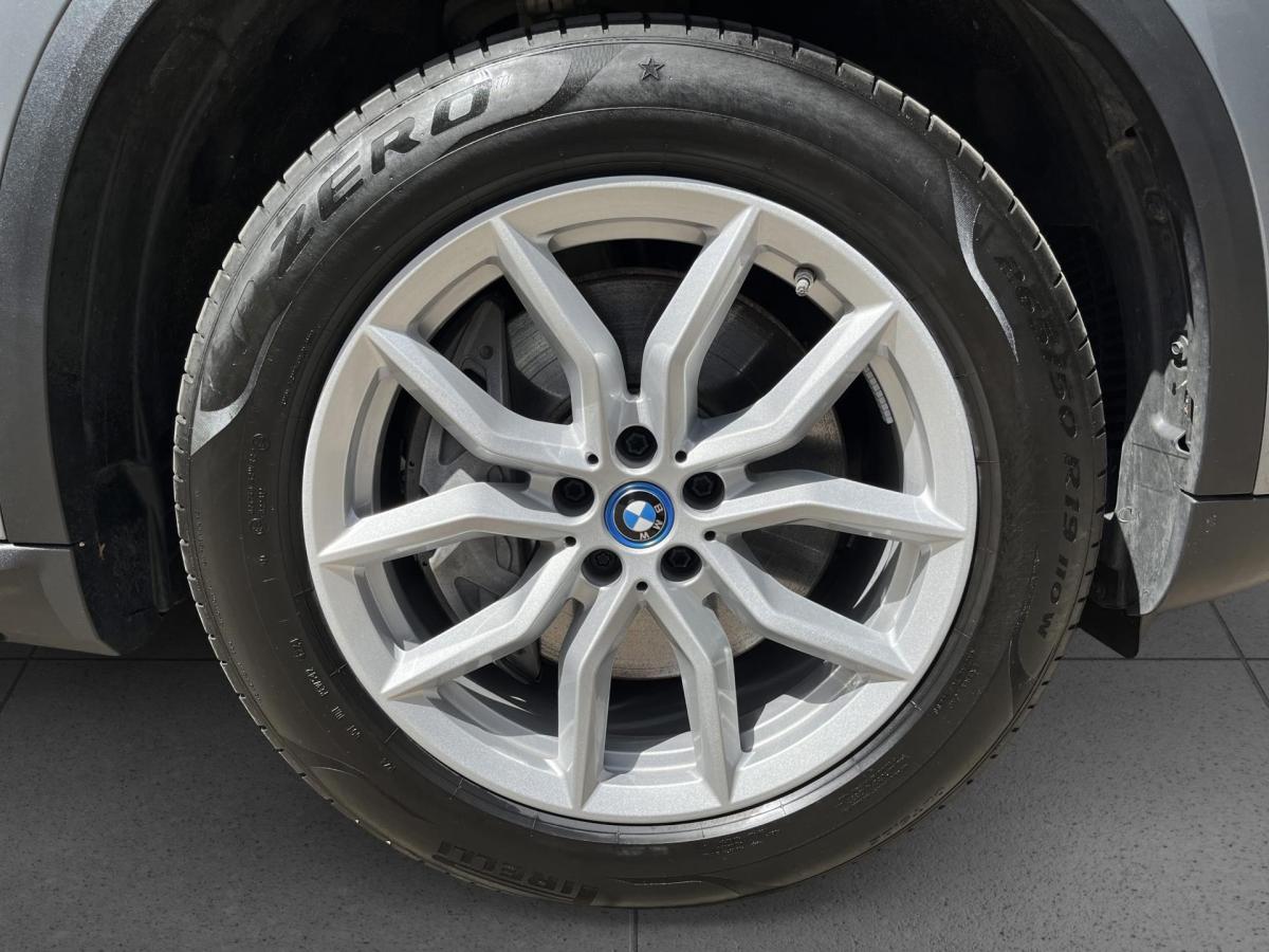 Originalaufnahme des Fahrzeugs Originalaufnahme des Fahrzeugs