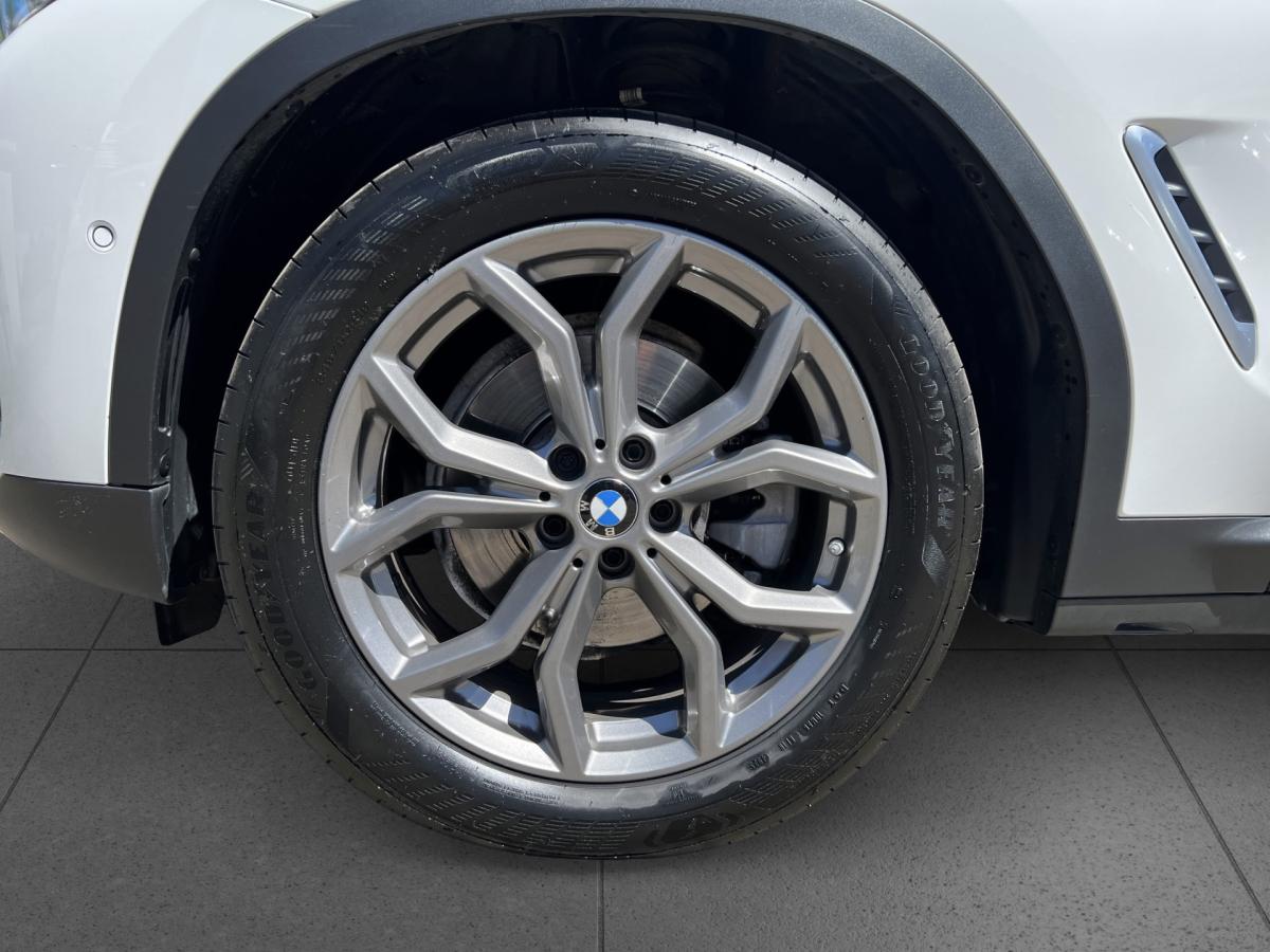 Originalaufnahme des Fahrzeugs Originalaufnahme des Fahrzeugs