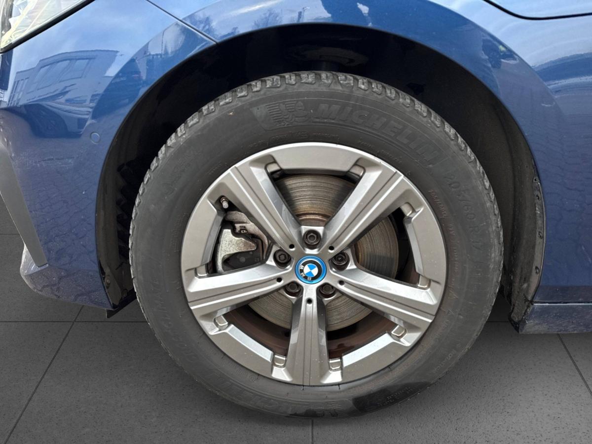 Originalaufnahme des Fahrzeugs Originalaufnahme des Fahrzeugs