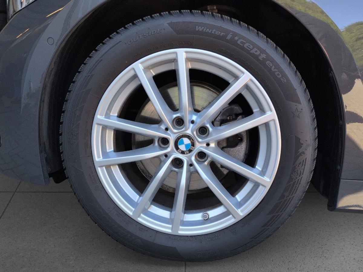Originalaufnahme des Fahrzeugs Originalaufnahme des Fahrzeugs