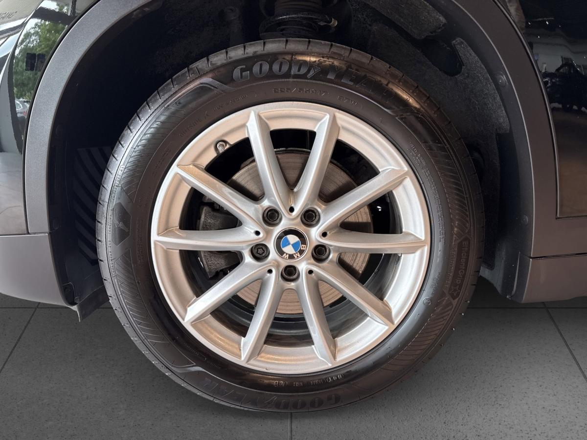 Originalaufnahme des Fahrzeugs Originalaufnahme des Fahrzeugs