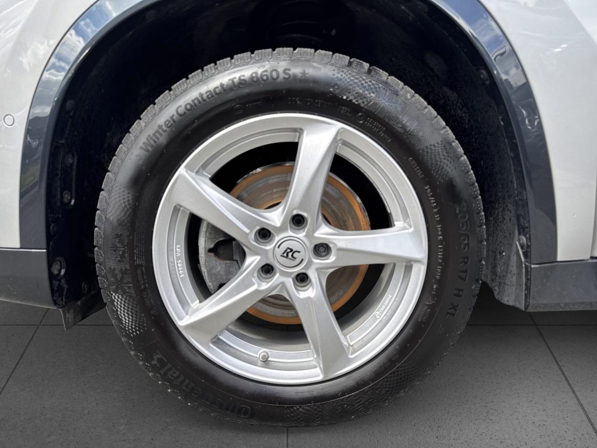 Originalaufnahme des Fahrzeugs Originalaufnahme des Fahrzeugs