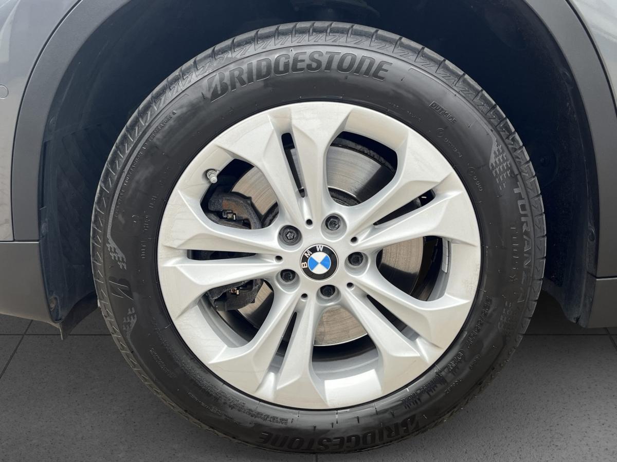 Originalaufnahme des Fahrzeugs Originalaufnahme des Fahrzeugs