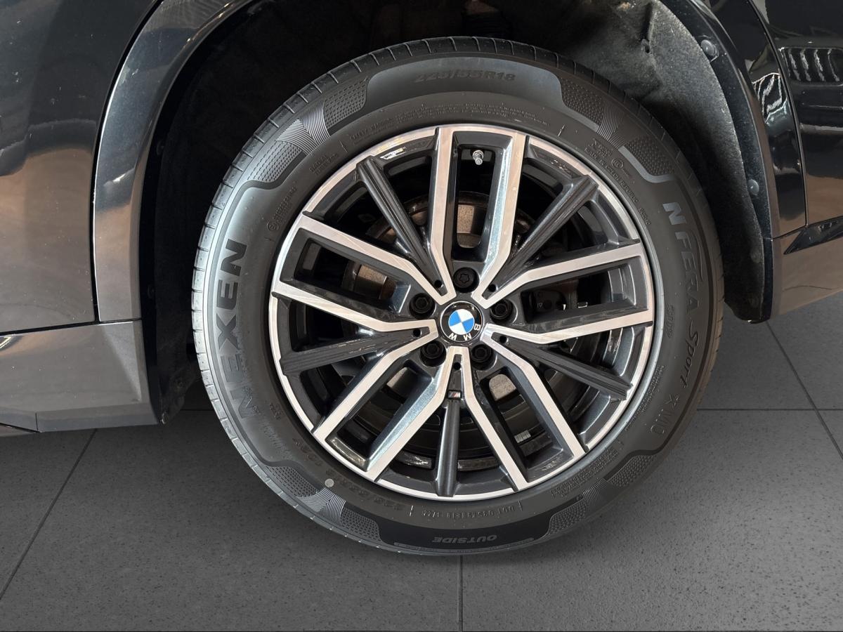 Originalaufnahme des Fahrzeugs Originalaufnahme des Fahrzeugs