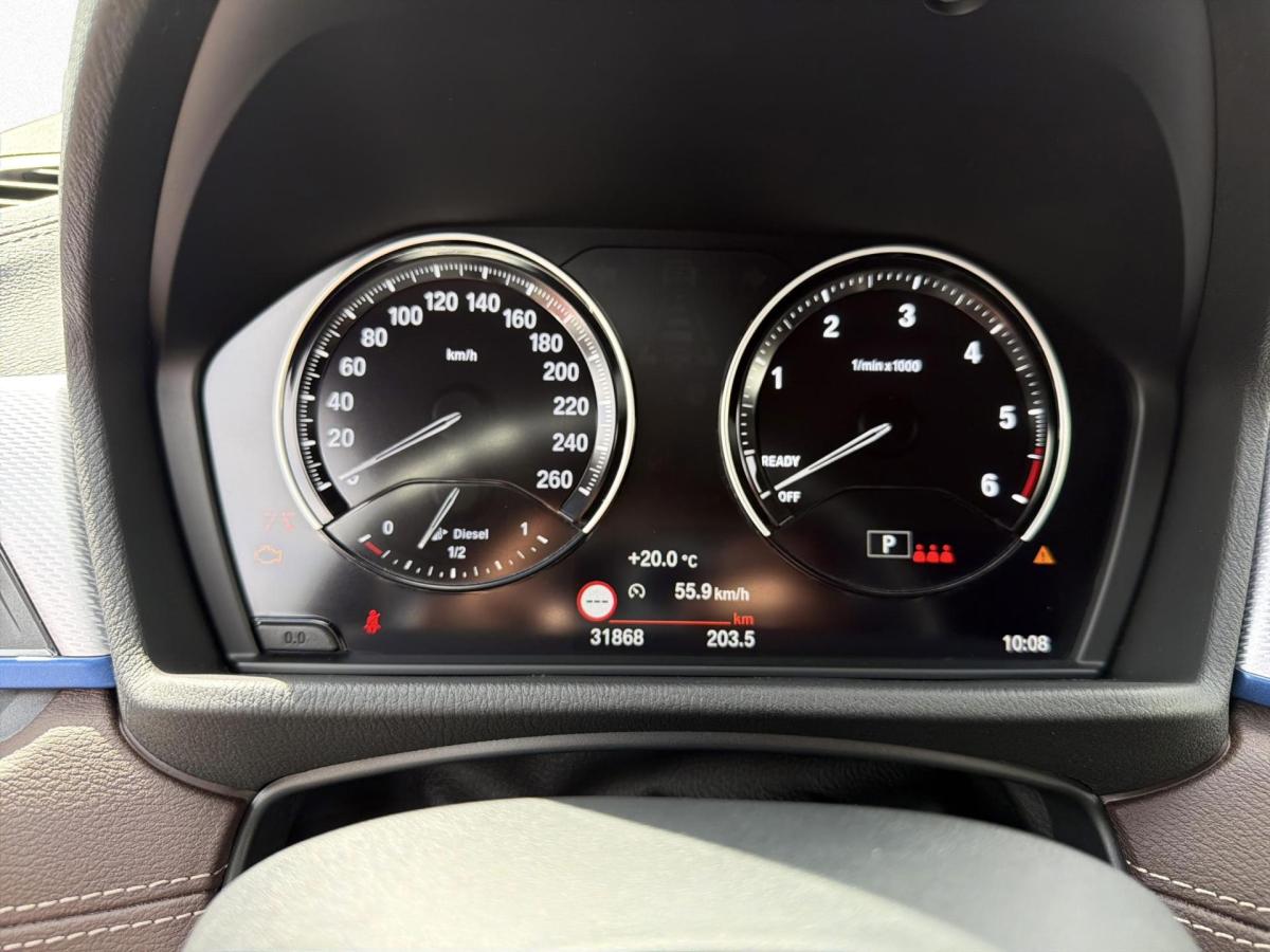 Originalaufnahme des Fahrzeugs Originalaufnahme des Fahrzeugs