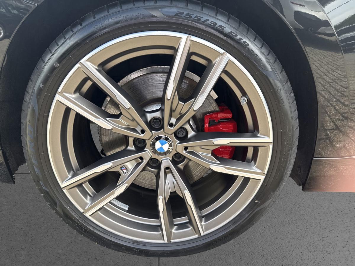 Originalaufnahme des Fahrzeugs Originalaufnahme des Fahrzeugs