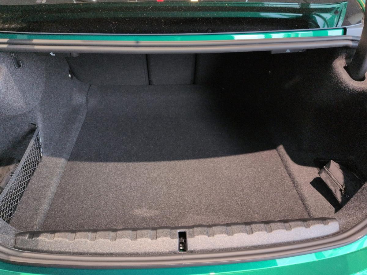 Originalaufnahme des Fahrzeugs Originalaufnahme des Fahrzeugs