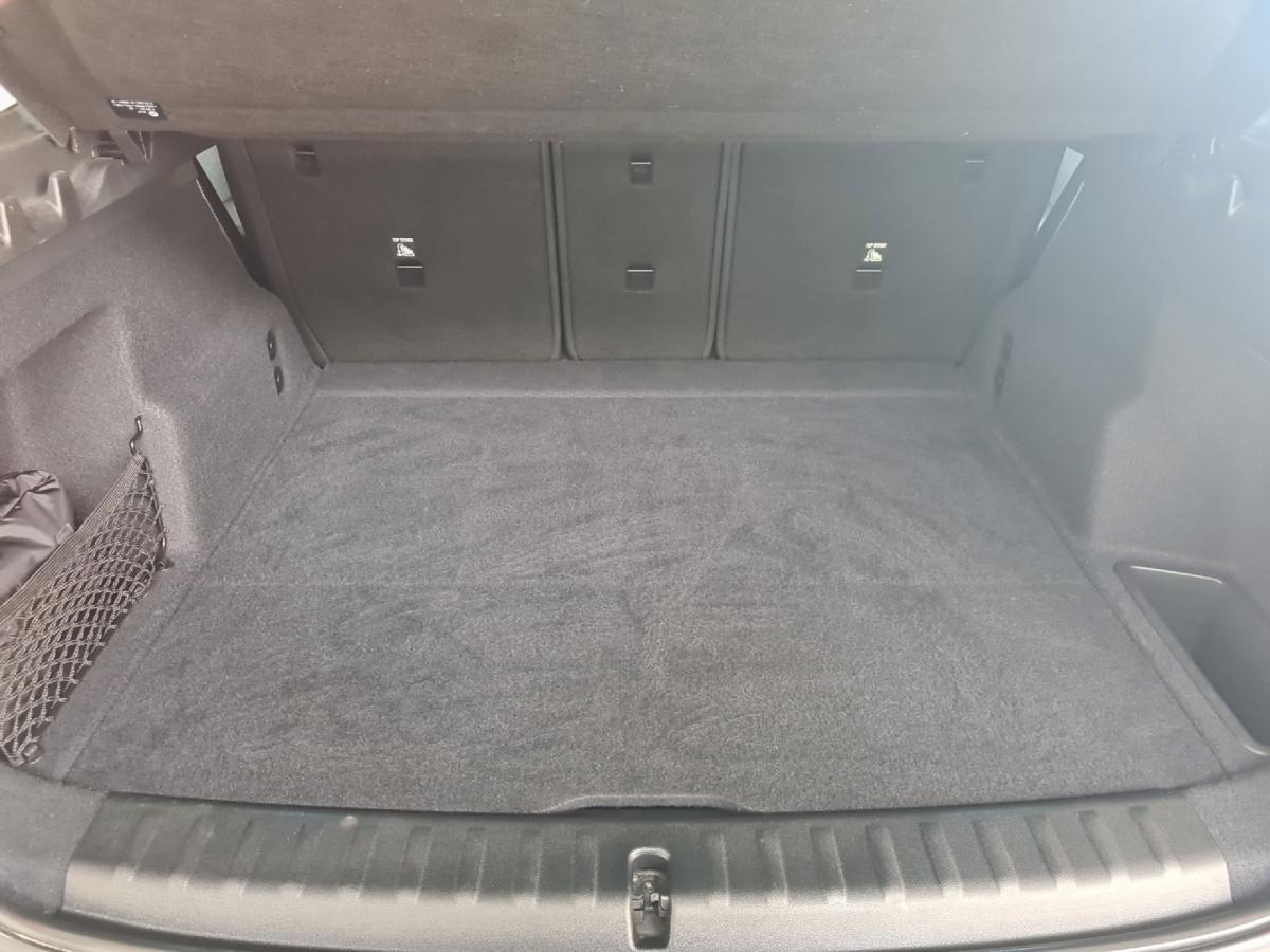 Originalaufnahme des Fahrzeugs Originalaufnahme des Fahrzeugs