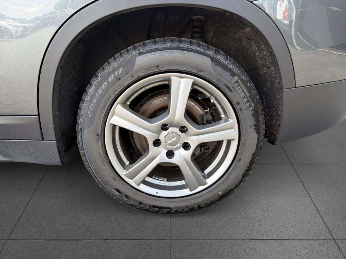 Originalaufnahme des Fahrzeugs Originalaufnahme des Fahrzeugs